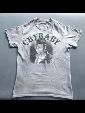 Cry Baby Johnny Depp Graphic Tee Small Gray